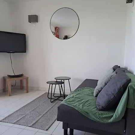 Sopraland 514, T2 Renove Avec Piscine Pour 4 Personnes * Agde